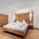 Hotel Dominic
